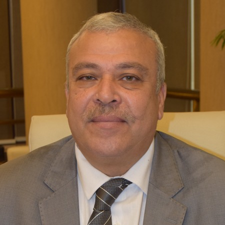 الأستاذ/ أيمن عبد السلام سيد أحمد الحبال